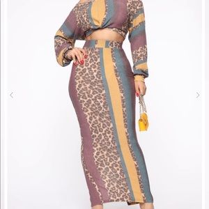 Fashion Nova in the mix maxi skirt set SOLD